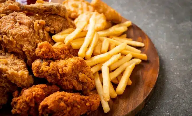 Le poulet à l’américaine – voici la recette que vous pouvez utiliser avec le meilleur résultat dans n’importe quel établissement culinaire