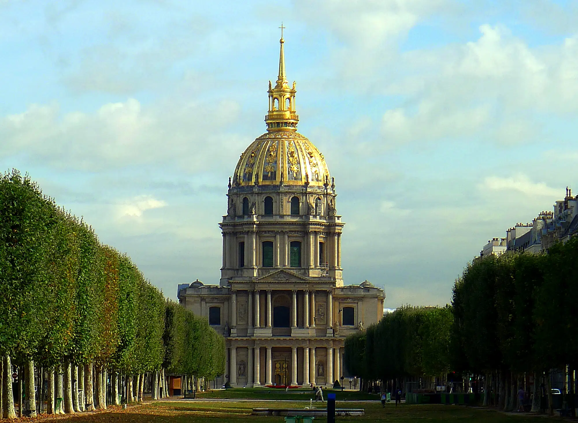 les-lieux-les-plus-tranquilles-pour-trouver-un-appartement-de-luxe-a-paris_image-2