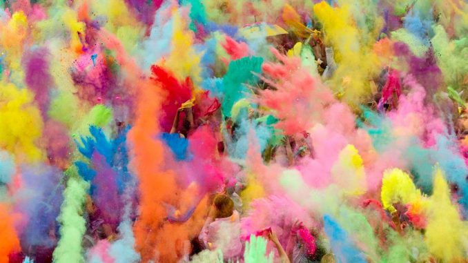 Holi la fête des couleurs