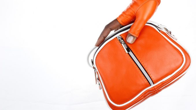bag-3193524_1280