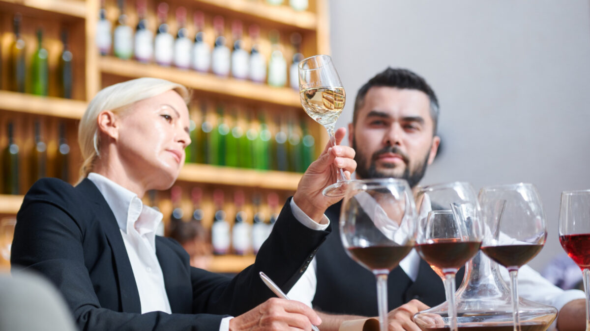 Développez vos compétences en vins spiritueux avec une formation adaptée