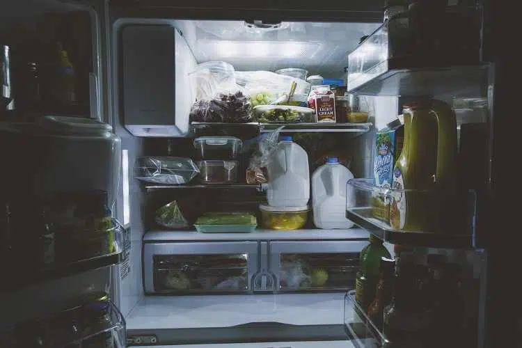 Intérieur du frigo américain