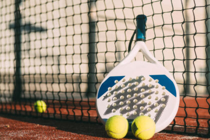 Initiation au padel à Marrakech : découvrez ce sport passionnant