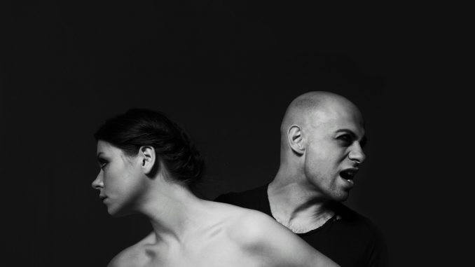 model-2598442_1280